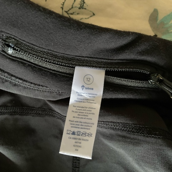 Ivivva girls shorts - Picture 3 of 4